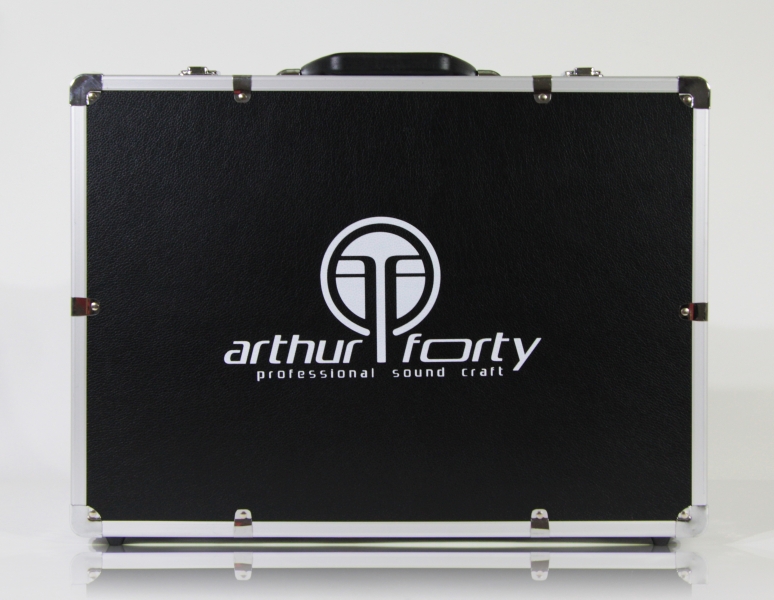 Фото Arthur Forty U-9900B PSC (UHF)