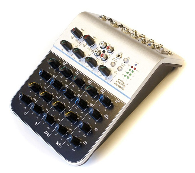 Фото Мини-микшерный пульт Soundking MIX02AU