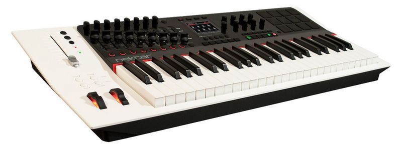 Фото MIDI клавиатура Nektar Panorama P4