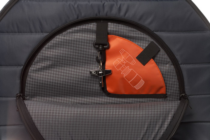 Фото Mono M80-CY22-BLK  Чехол для тарелок