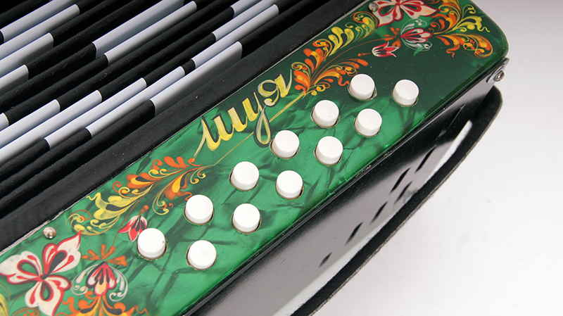 Фото Гармонь "Сувенир" Шуйская гармонь S40XL-C-GR