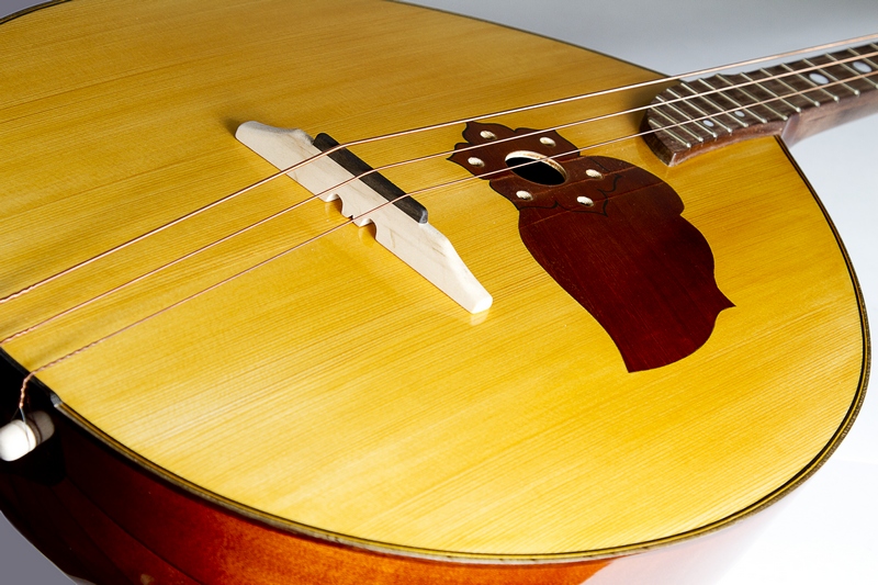 Фото ПКМИ фонда П.И. Чайковского ДОМРА 3-Х СТРУННАЯ БАС (КАТЕГОРИЯ I)