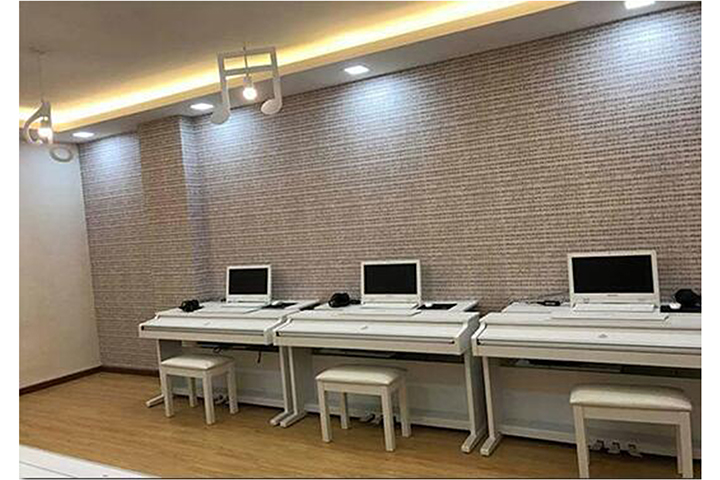 Фото Пианино Middleford DUP-300A