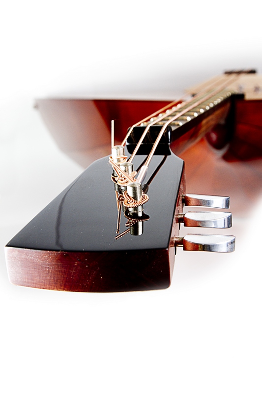 Фото ПКМИ фонда П.И.Чайковского БАЛАЛАЙКА КОНТРАБАС (КАТЕГОРИЯ I)