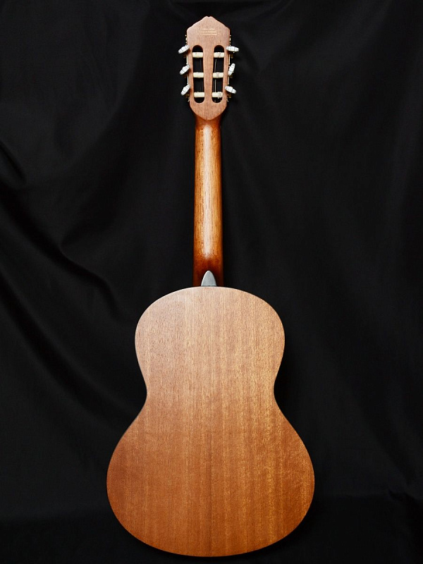 Фото Гитара классическая Livingstone Opera NA 3/4