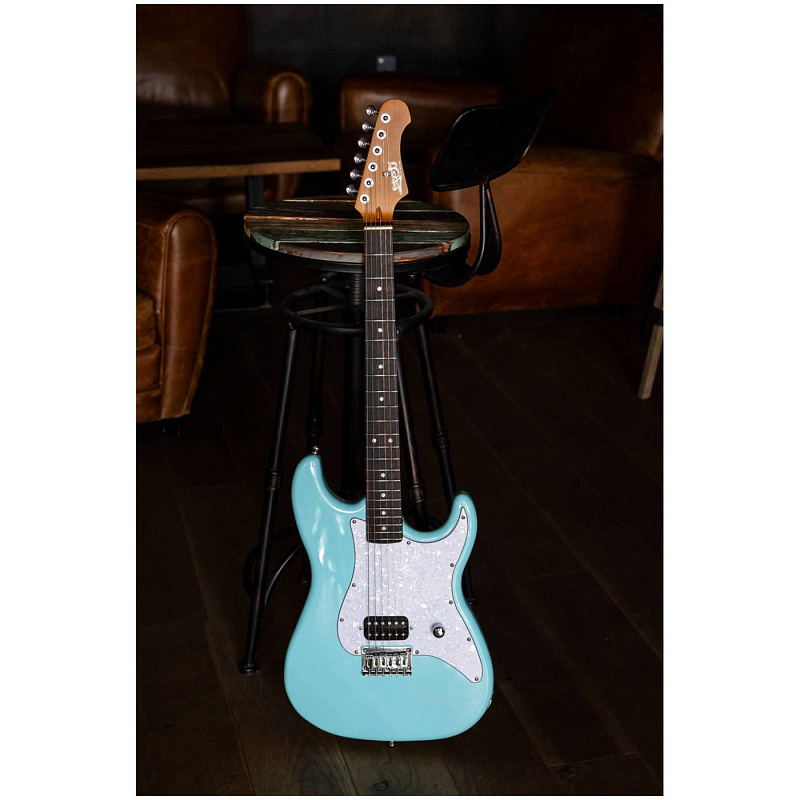 Фото Электрогитара JET JS-400 HT BL