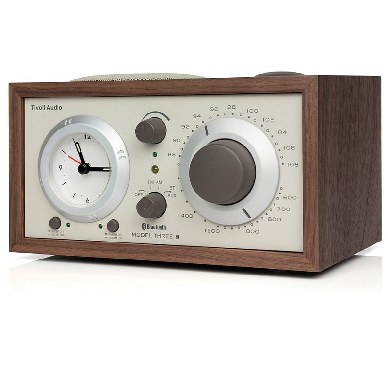 Фото Радиоприемник Tivoli Model Three BT Classic Walnut