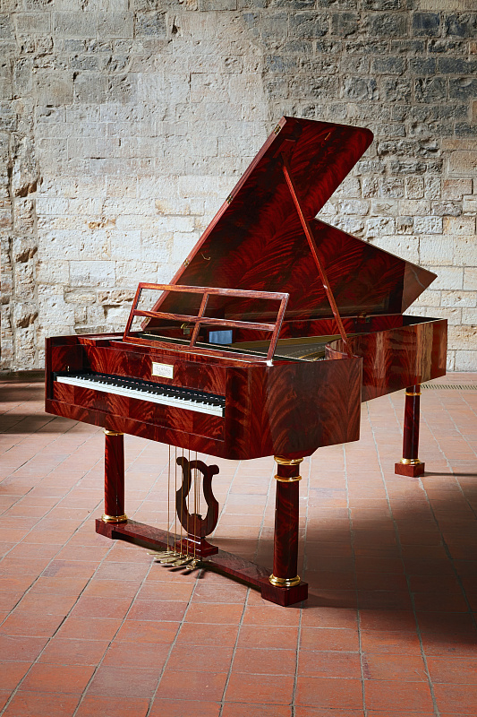 Фото PAUL McNULTY CC - F4 AFTER C.GRAF OP. 423, 1822