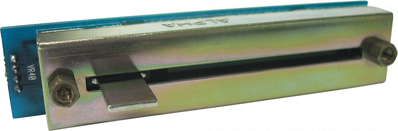 Фото Behringer CFM1