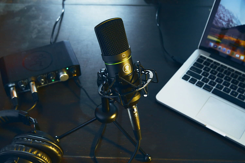 Фото MACKIE Studio Bundle