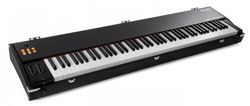 Фото AKAI PRO MPK ROAD 88